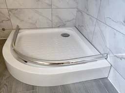 Душевая кабина AQUASTREAM Premium 90 LB с 2-мя раздвижными дверьми серая с поддоном фото от покупателей 4