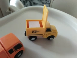 Набор машинок для деревянной железной дороги PlayTive Ikea Brio Почтовый сервис, мусоровоз фото від покупців 1