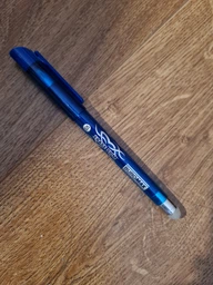 Набір з 4 гелевих ручок Buromax Erase Slim Пиши-стирай 0.5 мм (4 синіх) (BM.8300.Z) фото від покупців 3