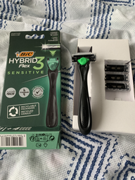 Станок для гоління чоловічий BIC Flex 3 Hibrid Sensitive з 4 змінними картриджами (3086123644977) фото від покупців 3