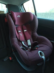Автокресло BRITAX-ROMER KING II BLACK SERIES Wine Rose фото від покупців 4