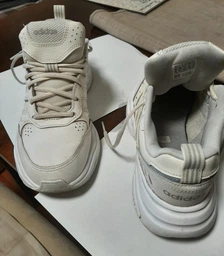 Жіночі кросівки Adidas Strutter GX0671 37.5 (4.5UK) 23 см Ftwwht/Sabemt/Halsil (4065418991421)