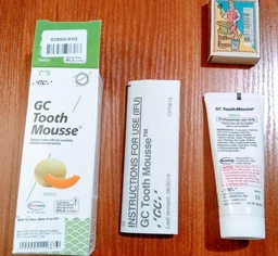 Крем для зубiв GC Tooth Mousse Melon 35 мл фото від покупців 5