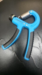 Эспандер кистевой пружинный с регулируемой нагрузкой Power Grip Pro CM Newt NE-W-66BL, 10-40 кг фото от покупателей 1