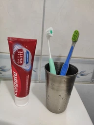 Зубна щітка Colgate ультрам'якого Блакитна Ультрам'яка (8718951345508_light blue) фото від покупців 4