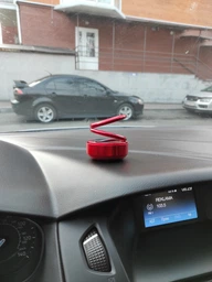 Крутящиеся аромакольца ароматизатор в машину левитирующие кольца на солнечной батареи Solar Aroma (Красный) фото от покупателей 2