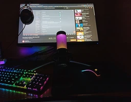 Мікрофон для ПК, для стрімінгу, подкастів HyperX QuadCast S (HMIQ1S-XX-RG/G) фото від покупців 18