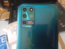 Мобильный телефон ZTE Blade V30 Vita 4/128GB Blue фото от покупателей 16
