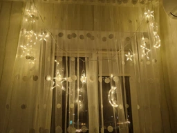 Гирлянда светодиодная с Новогодними фигурами Штора Луна Звезда 2.5x1м 138 LED 8 режимов тип света Тёплый белый фото от покупателей 2