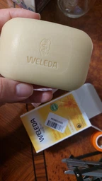 Растительное мыло для младенцев Weleda "Календула" 100 гр (4001638098946)