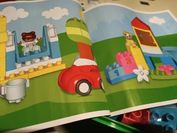 Конструктор LEGO DUPLO Велика коробка з кубиками 85 деталей (10914) фото от покупателей 3