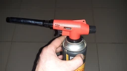 Портативный газовый горелка 1300°C INTERTOOL GB-0022 для пайки и строительных работ фото от покупателей 3