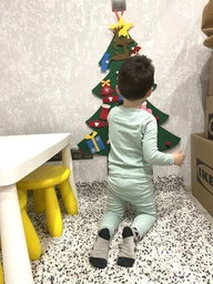 Новогодняя фетровая елочка на стену с набором игрушек на липучках, елка из фетра фото от покупателей 16