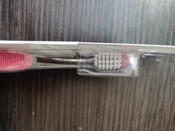 Зубная щетка Dentissimo Medium щетина средней жесткости Розовая (7640162322430_рожева)