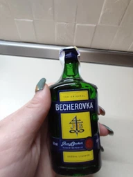 Ликерная настойка на травах Becherovka 1 л 38% (8594405101063) фото от покупателей 3