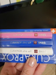 Набор зубных щеток Curaprox CS 5460 Ultra Soft ультра-мягкая Белая + Синяя + Розовая 3 шт (CS5460/3-01) фото от покупателей 2