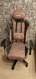 Комп'ютерне крісло для геймера AeroCool Duke Tan Grey (AEROAC-280DUKE-GREY) фото від покупців 5