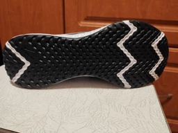Мужские кроссовки для бега Nike Revolution 5 BQ3204-001 48.5 (14US) 32 см Черные (193151520821) фото от покупателей 6