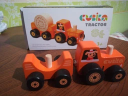 Деревянная игрушка Левеня Cubika Трактор на магнитах (15351)