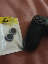 Силіконові накладки на аналогові стики Honson Dualshock 4 чорний з білою окантовкою 2 шт. фото від покупців 8