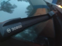 Дворники стеклоочистителя Bosch AeroTwin Toyota Auris 2007-2012 щетки 650 / 400 мм. (118911-6) фото от покупателей 8