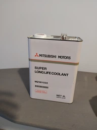 Антифриз Mitsubishi Super Long Life Coolant 4 л Зеленый (MZ381033) фото от покупателей 2