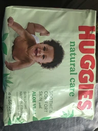 Вологі серветки дитячі Huggies Natural CARE 56 шт (5029053550152) фото від покупців 18