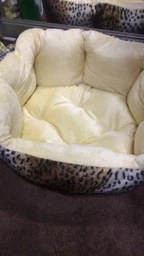 Лежанка для собак і кішок Collar Теремок Елегант 1 хутряна 45 x 35 x 15 см (0378) фото від покупців 6