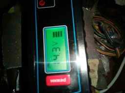 Зарядний пристрій Intertool 6/12 В (AT-3023)