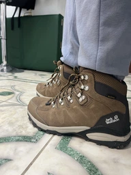 Женские демисезонные ботинки замшевые низкие с мембраной Jack Wolfskin Refugio Texapore Mid W 4050871-6157 37.5 (4.5UK) 23.8 см (4060477909264) фото от покупателей 1