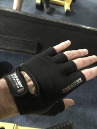Рукавички для фітнесу Power System Pro Grip PS-2250 XL Red (PS-2250_XL_Red) фото від покупців 7