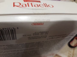 Конфеты Raffaello 300 г (5413548040875) фото от покупателей 1