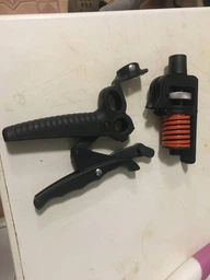 Эспандер кистевой Ножницы пружиный регулируемый 20-130кг CIMA Grip Ultra CM-W777 Материал: металл. Нагрузка: регулируемая 20-130 кг. Цвет: чёрный-оранжевый.