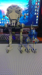 Конструктор LEGO Star Wars AT-ST на Готі 586 деталей (75322)
