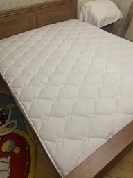 Наматрасник Lux стеганый с резинками по углам 120*200 (8-29651) TM IDEIA