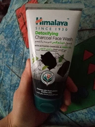 Детокс гель для вмивання з вугіллям та зеленим чаєм - Himalaya Herbals Detoxifying 150ml фото від покупців 1