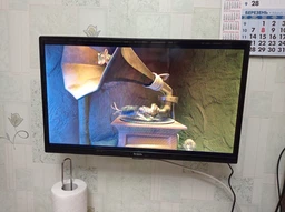 Телевізор Bravis LED-32G5000 Smart + T2 White фото від покупців 2