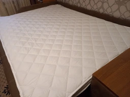 Наматрасник Sleepingg 180х200 см Защитный стёганый антиаллергенный с резинками по углам, микрофибра, белый (4820227285372)