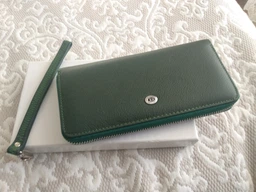 Жіночий клатч-гаманець ST Leather з натуральної шкіри зелений великий вертикальний на блискавці з ремінцем 9х18 5 см 56509 фото від покупців 7