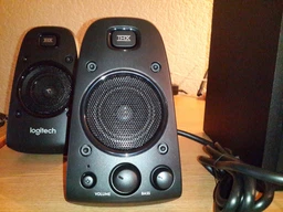 Акустична система Logitech 2.1 Z-623 (980-000403) фото від покупців 2