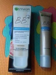 BB-крем для смешанной и жирной кожи Garnier Skin Naturals Секрет совершенства Светло-бежевый 50 мл (3600542415071) фото от покупателей 8