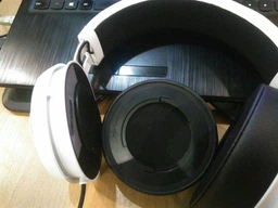 Навушники Razer Kraken Pro V2 White (RZ04-02050200-R3M1) фото від покупців 19