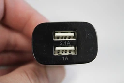 Зарядное устройство Protech Travel 2A Black (P7100Black) фото от покупателей 7