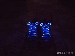 Светящиеся LED шнурки UFT Disco синие (svetshnurblue) фото от покупателей 11