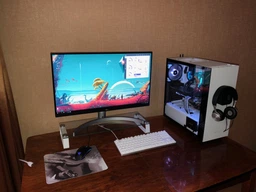 Монитор 27" LG UltraFine 27UK650-W