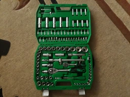 Полупрофессиональный набор инструментов Intertool 1/4", 1/2", 108 предметов (ET-6108SP) фото от покупателей 2