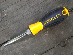 Викрутка Stanley 6 Way зі змінними бітами 6 в 1 190 мм (0-68-012)