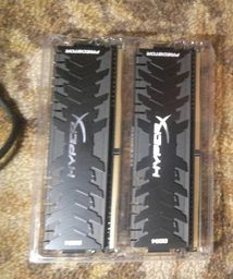 Оперативная память HyperX DDR4-3600 16384MB PC4-28800 (Kit of 2x8192) Predator Black (HX436C17PB3K2/16) фото от покупателей 3