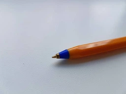 Набор шариковых ручек 20 шт BIC Orange Синий, пишущий узел 0,8мм, толщина линии письма 0.36 мм, Оранжевый корпус  (3086121101113) фото от покупателей 4