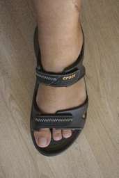 Сандалі Crocs Swiftwater River Sandal Black/Black р. M8W10\40.5\26.5 203965 фото от покупателей 12
